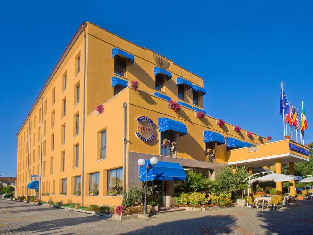 Valdenza Hotel Campegine Εξωτερικό φωτογραφία